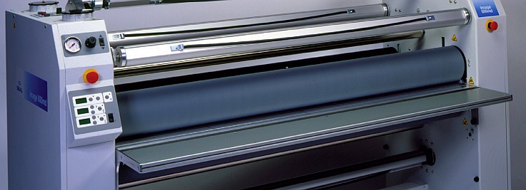 Laminating machine or machine for material protection